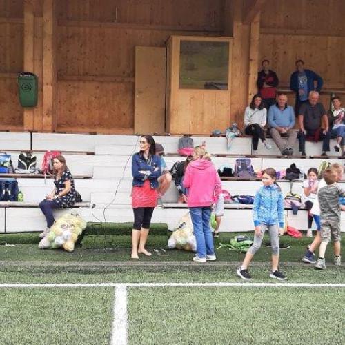 Kinder laufen für Kinder 4