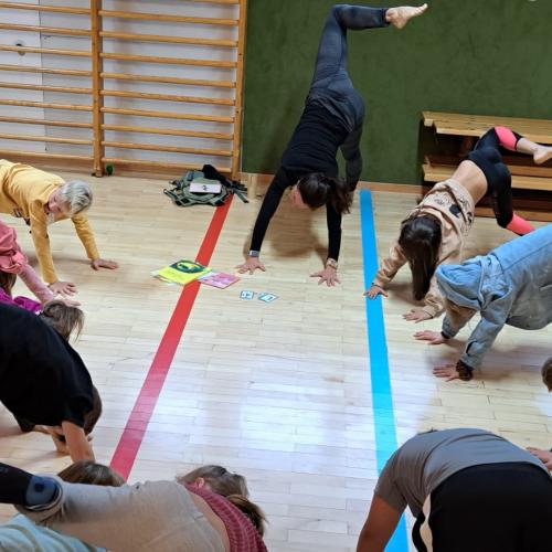 Yoga 4