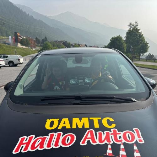Hallo Auto