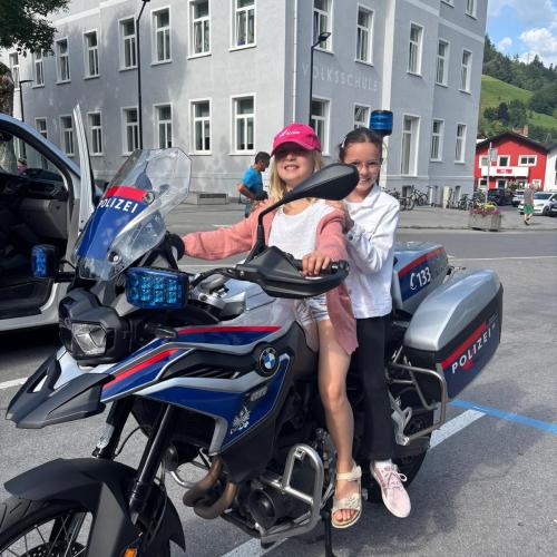 Polizeimotorrad 1